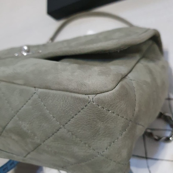 CHANEL BAG - Picture 4 of 15